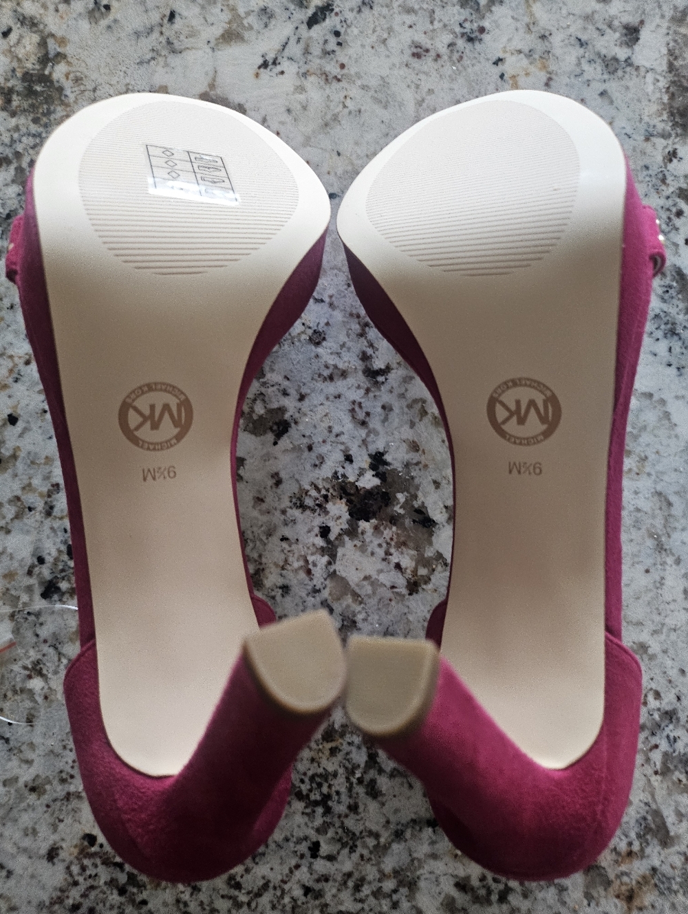 Michael KORS Margot Platform Suede Sandal - Picture 12 of 14